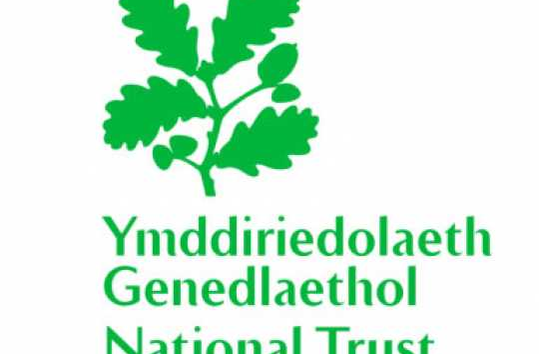 National Trust Welsh Logo